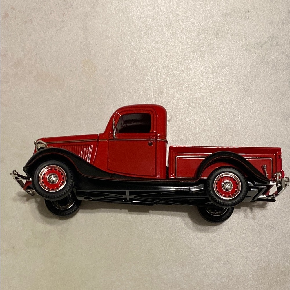Arko Products 1936 Ford Pickup Scale Red Die Cast Truck National Motor Museum